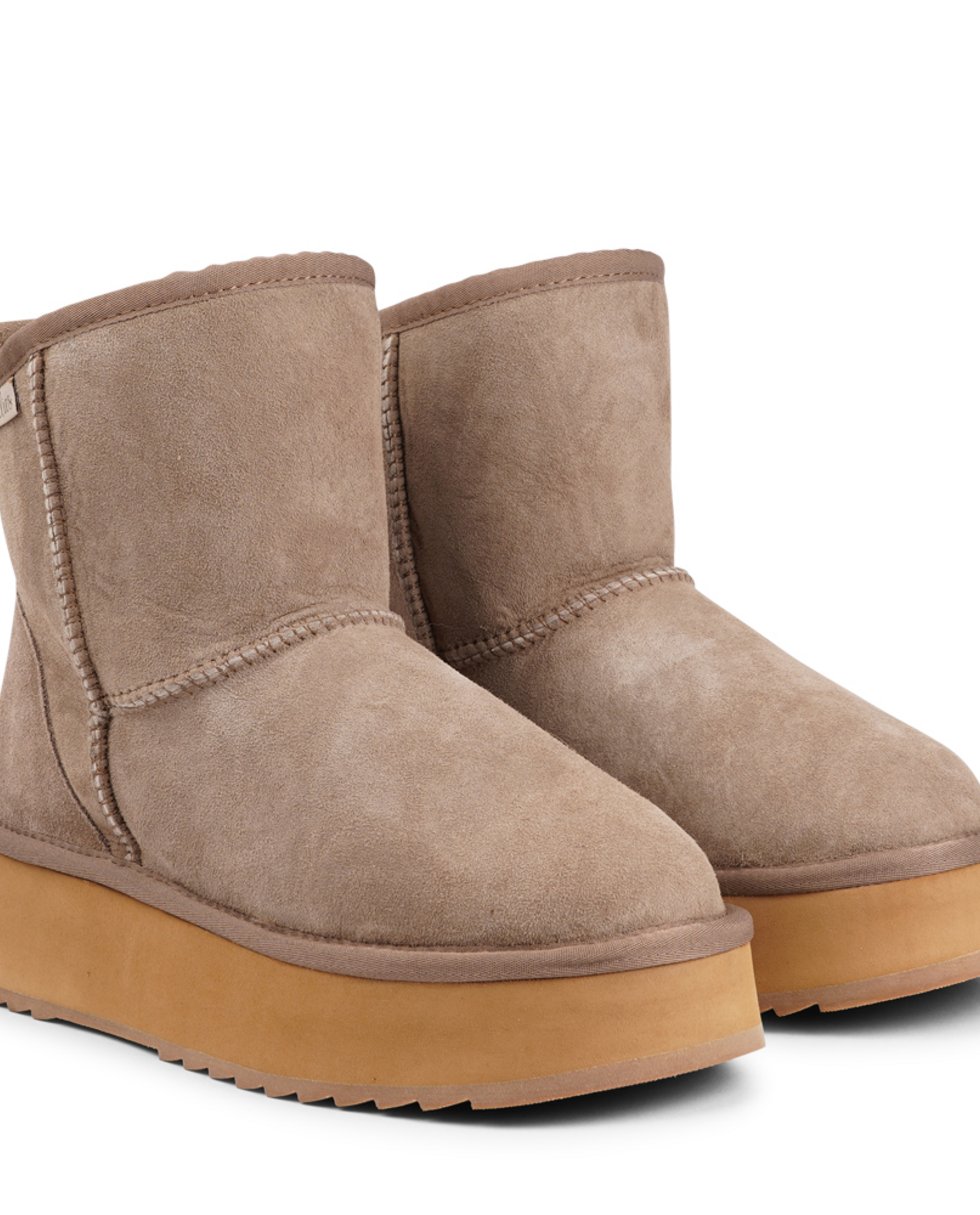 Shearling Boots Lovelies